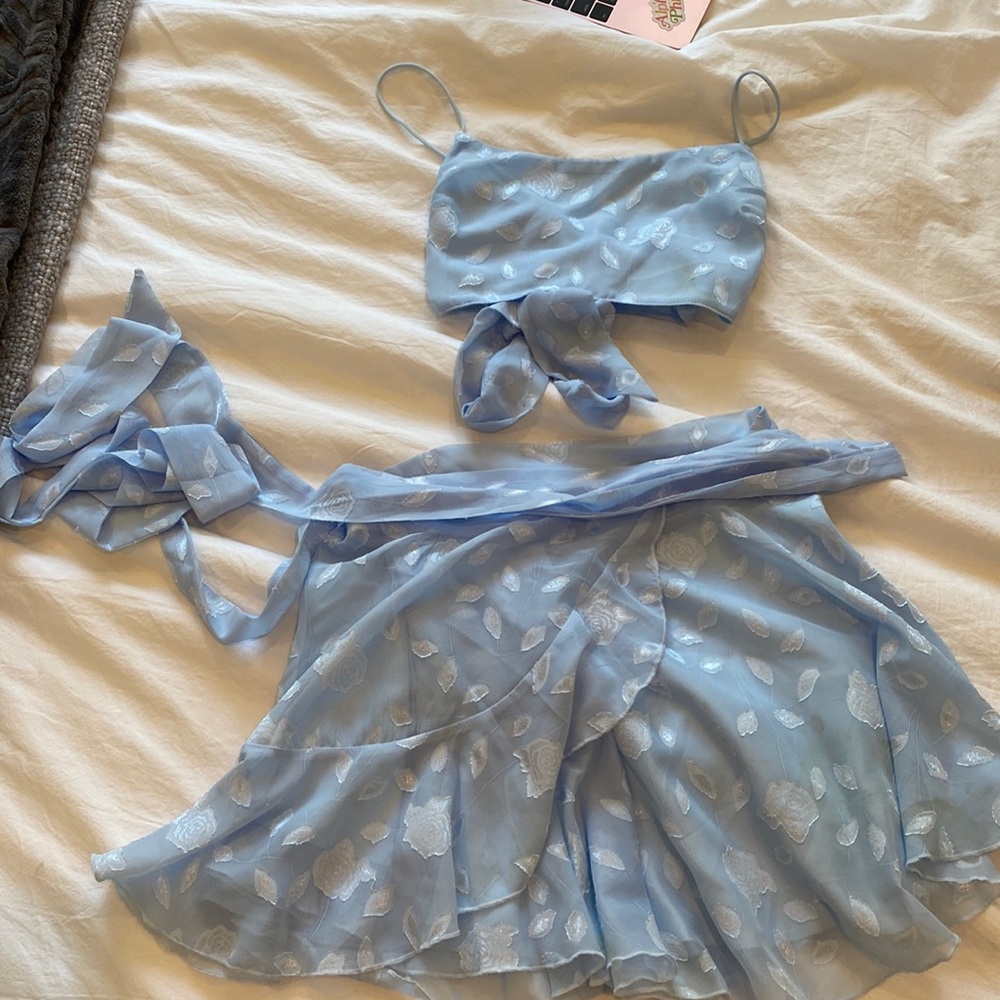 Lucy in the sky wrap two piece set size XS
